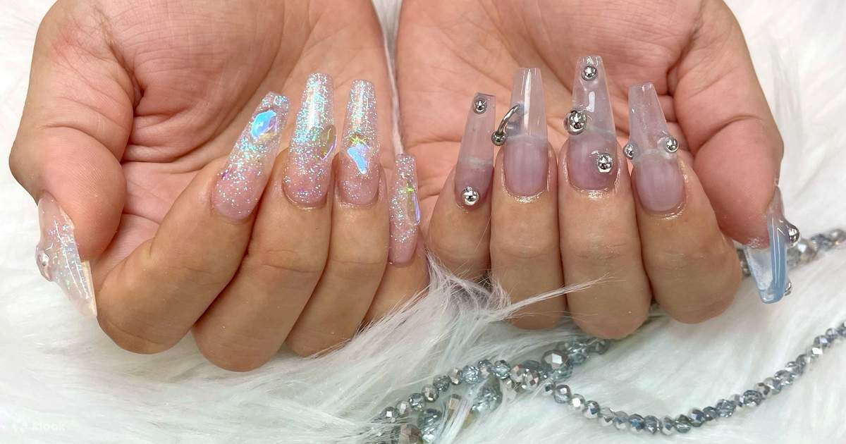 東京 池袋 ネイルエクステ専門店 LongNails-Emma | Klook